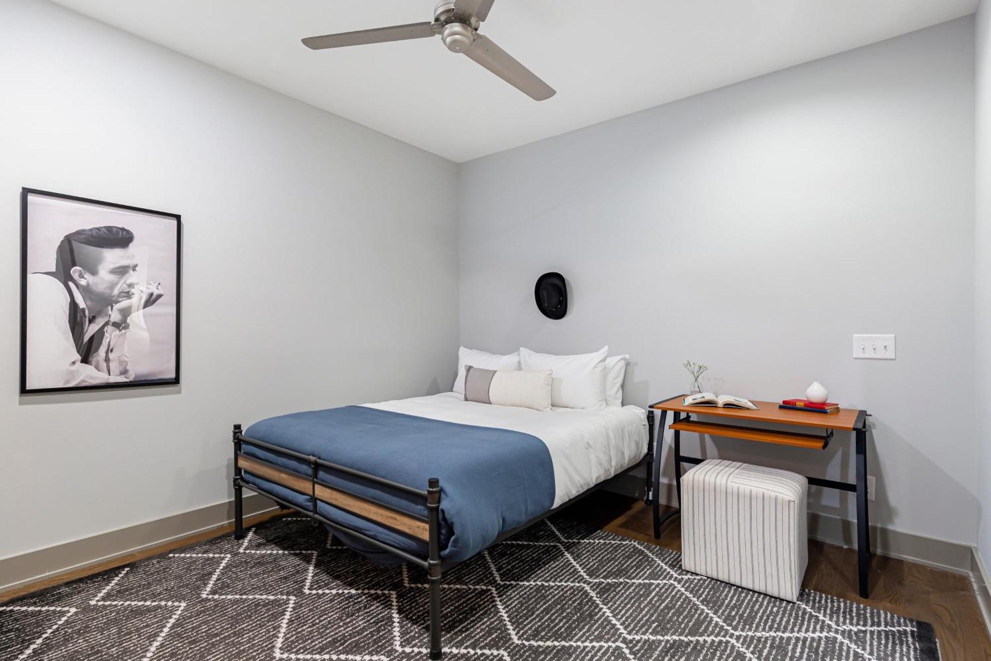 Waverly By Avantstay Nashville-Inspired Townhome W Luxury Kitchen Pool Table المظهر الخارجي الصورة