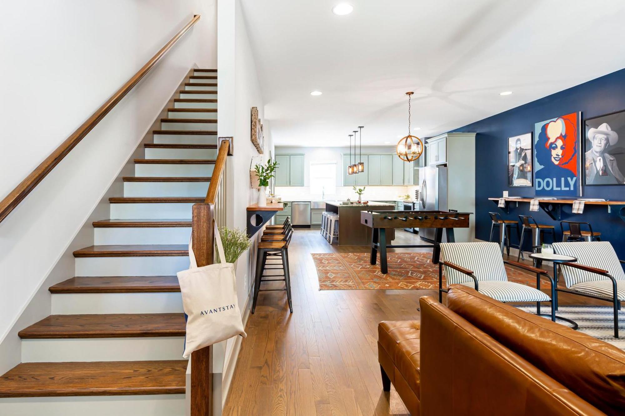 Waverly By Avantstay Nashville-Inspired Townhome W Luxury Kitchen Pool Table المظهر الخارجي الصورة